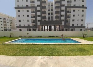 Piscine couverte, piscine extérieure