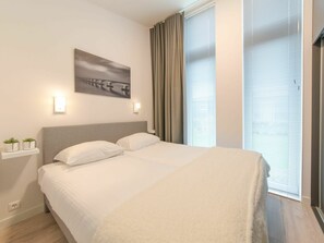 2 slaapkamers, reisbedje, gratis wifi, beddengoed