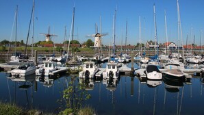 Marina - Lovely apartment in villa for 4 people with WIFI, TV and terrace (Wemeldinge)