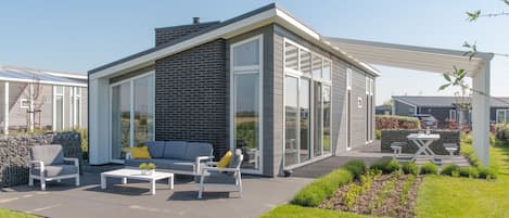Buiten dineren