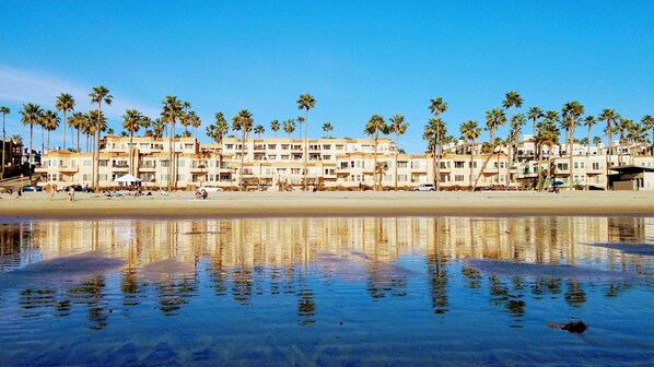 Unclassified image, 1 of 49, button