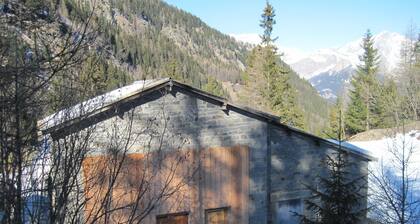 Part of chalet for rent (Cable car)