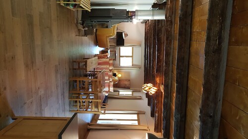 Part of chalet for rent (Cable car)