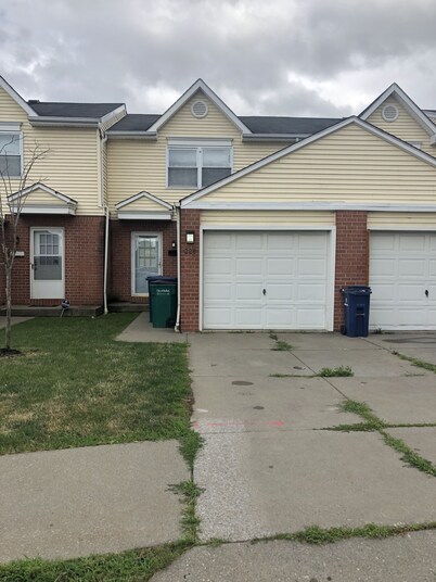 228 BEAUTIFUL DOWNTOWN AIR/WIFI/close to FALLS