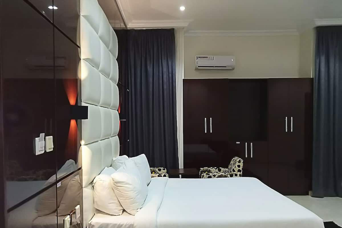Business Room