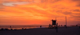 AMAZING Beach Escape - Beautiful 3 BD/2 BA-Bikes-BBQ-Umbrellas-Chairs-Balls-MORE