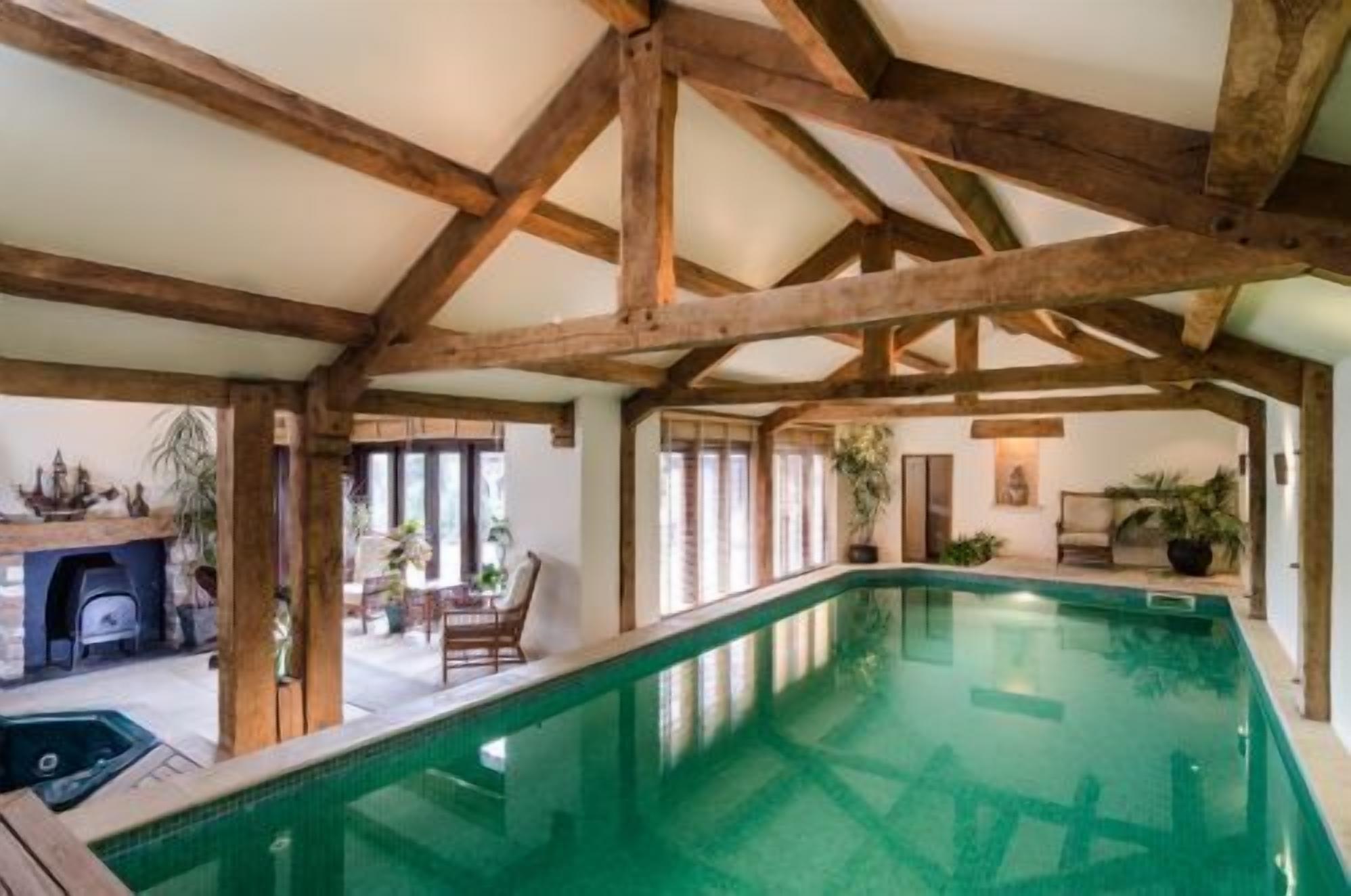 Piscine couverte, piscine chauffée