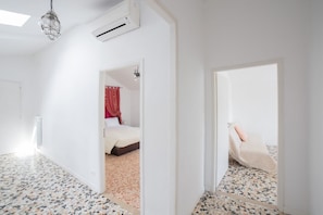 2 chambres, fer et planche Ă repasser, Wi-Fi gratuit, draps fournis