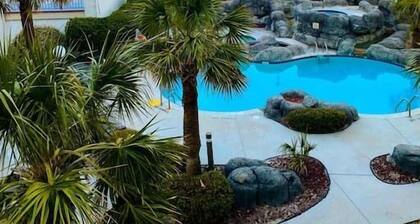1-Bedroom Oceanfront Villa, Topsail Island, Villa Capriani