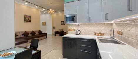 Fridge, microwave, oven, stovetop