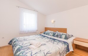 2 bedrooms, free WiFi, bed sheets