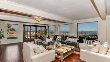 Smart TV, fireplace, books, offices