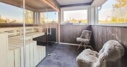 Nice home in Sjusjoen