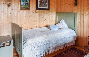 3 habitaciones y ropa de cama