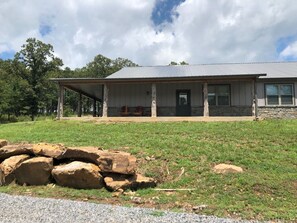 Exterior - Bear Mountain Lakehouse on Privately-Owned Lake (Wilburton)
