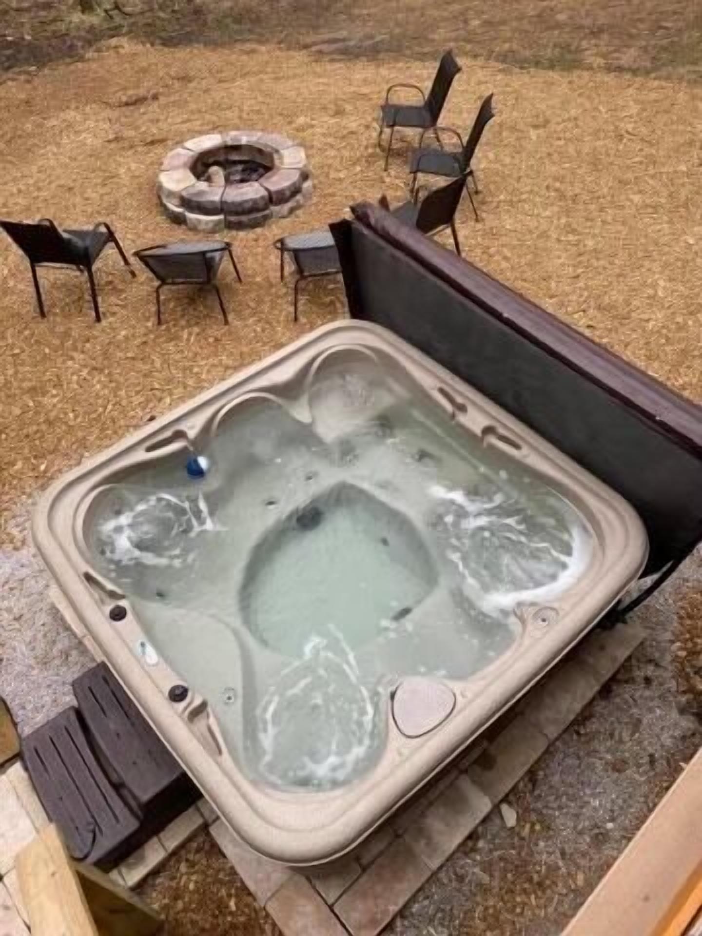 Bain à remous extérieur