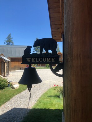 Exterior detail - Mountain cabin with HOT TUB and Amazing View!! (Bonners Ferry)