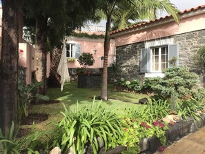 Property grounds - Casa do Poço III villa with Pool stunning views (Funchal)