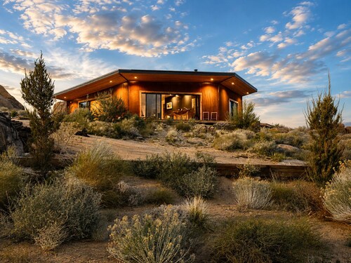 East Wind — With sweeping views of Mount Whitney and the Eastern Sierra.