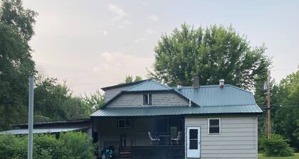 Cozy home near all the snowy fun of the UP!