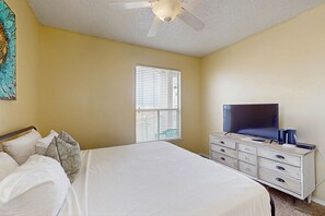 2 bedrooms, internet, bed sheets