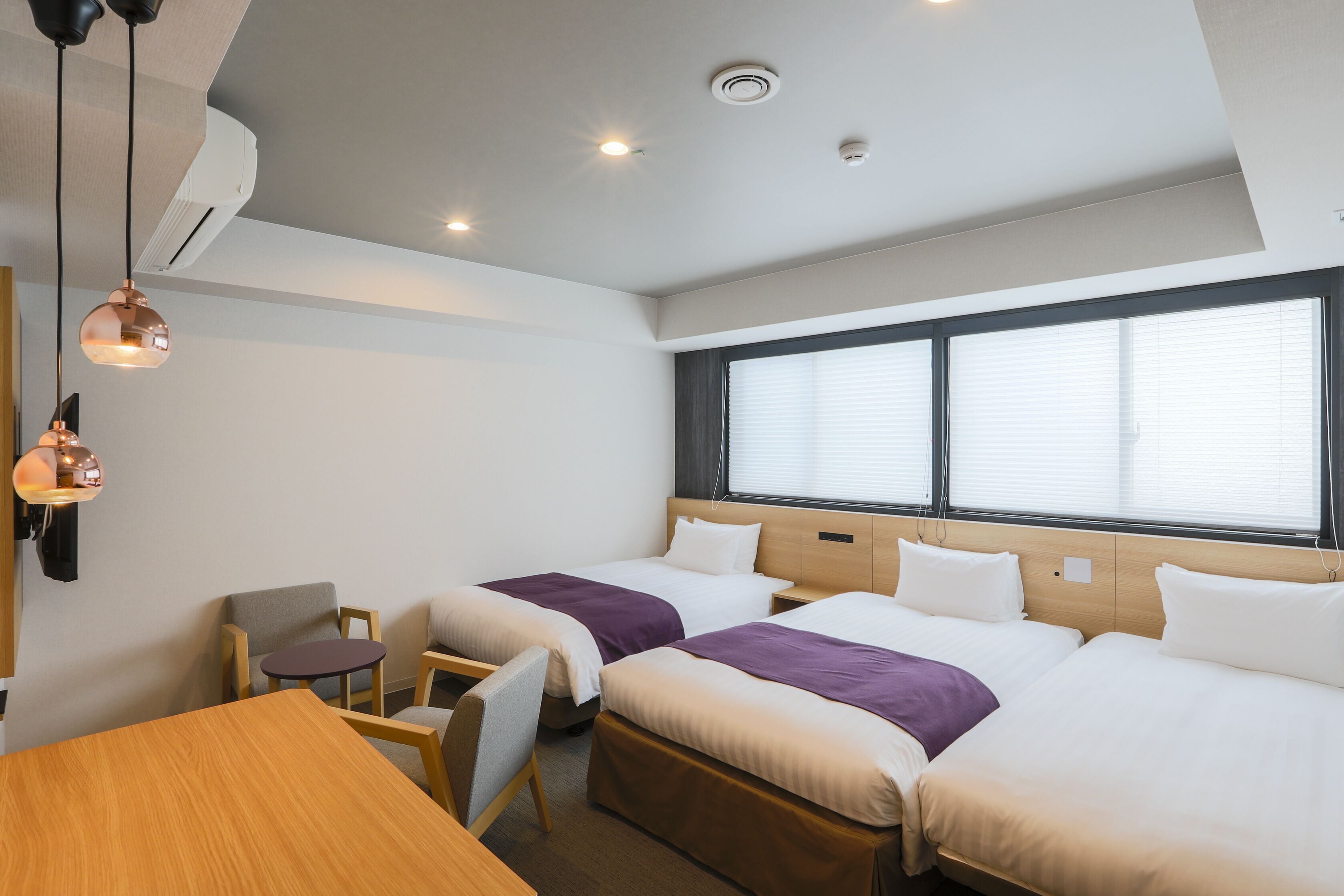 standard twin room, non smoking | in-room safe, soundproofing, free wifi, bed sheets
