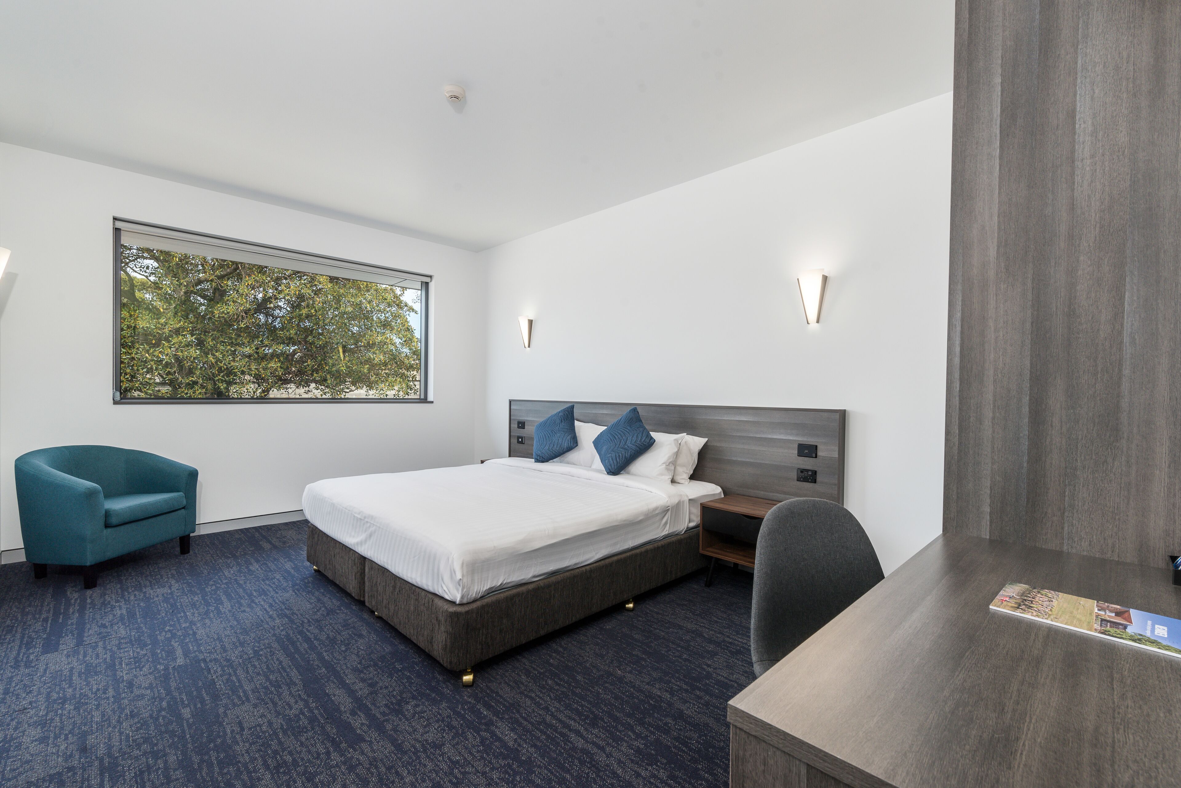 Deluxe Double Room | Desk, laptop workspace, free WiFi, bed sheets