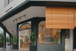 Property entrance - Bilik Bilik by MUO (Seremban)