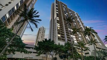 Condo, 1 Bedroom | Bahagian luar