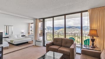 1 bedroom, laptop workspace, free WiFi