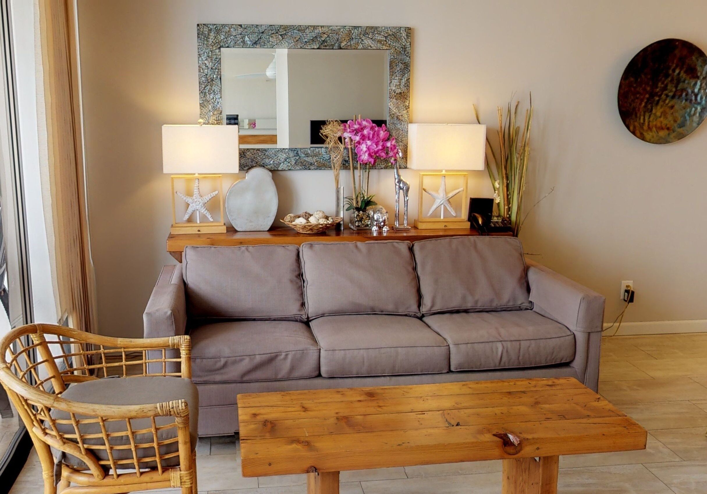Apartamento, 1 habitación | Sala de estar | Una Smart TV