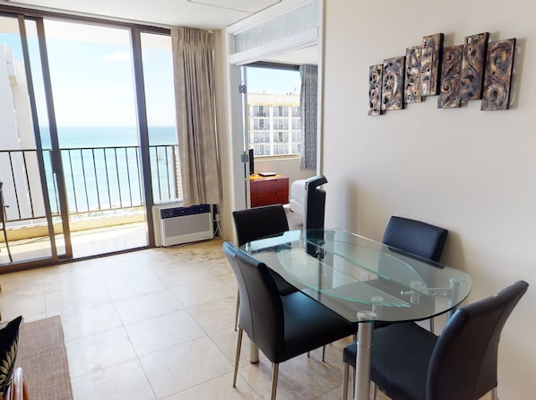 Condo, 1 Bedroom | Dining