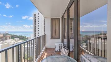 Condo, 1 Bedroom | Property grounds