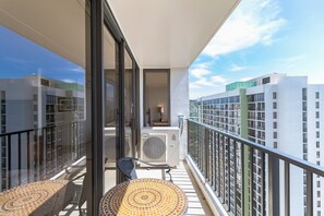 Condo, 1 Bedroom | Property grounds