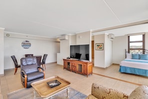 Condo, 1 Bedroom | Living area - 37th Floor Condo with Sweeping Ocean Views & Free parking! (Honolulu)