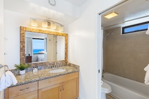 Condo, 1 Bedroom | Bathroom | Towels