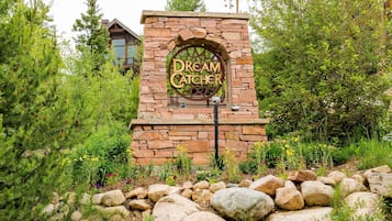 Townhouse, 5 kamar tidur | Halaman properti