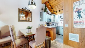 Condo, 3 Bedrooms | Dining