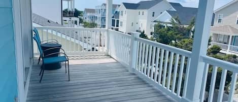 House, 3 Bedrooms | Terrace/patio