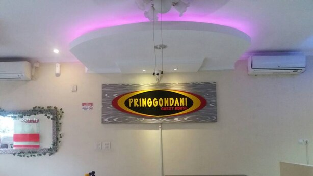 Reception - Pringgondani Guest House (Semarang)
