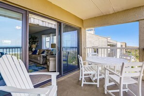 Condo, 2 Bedrooms | Outdoor dining