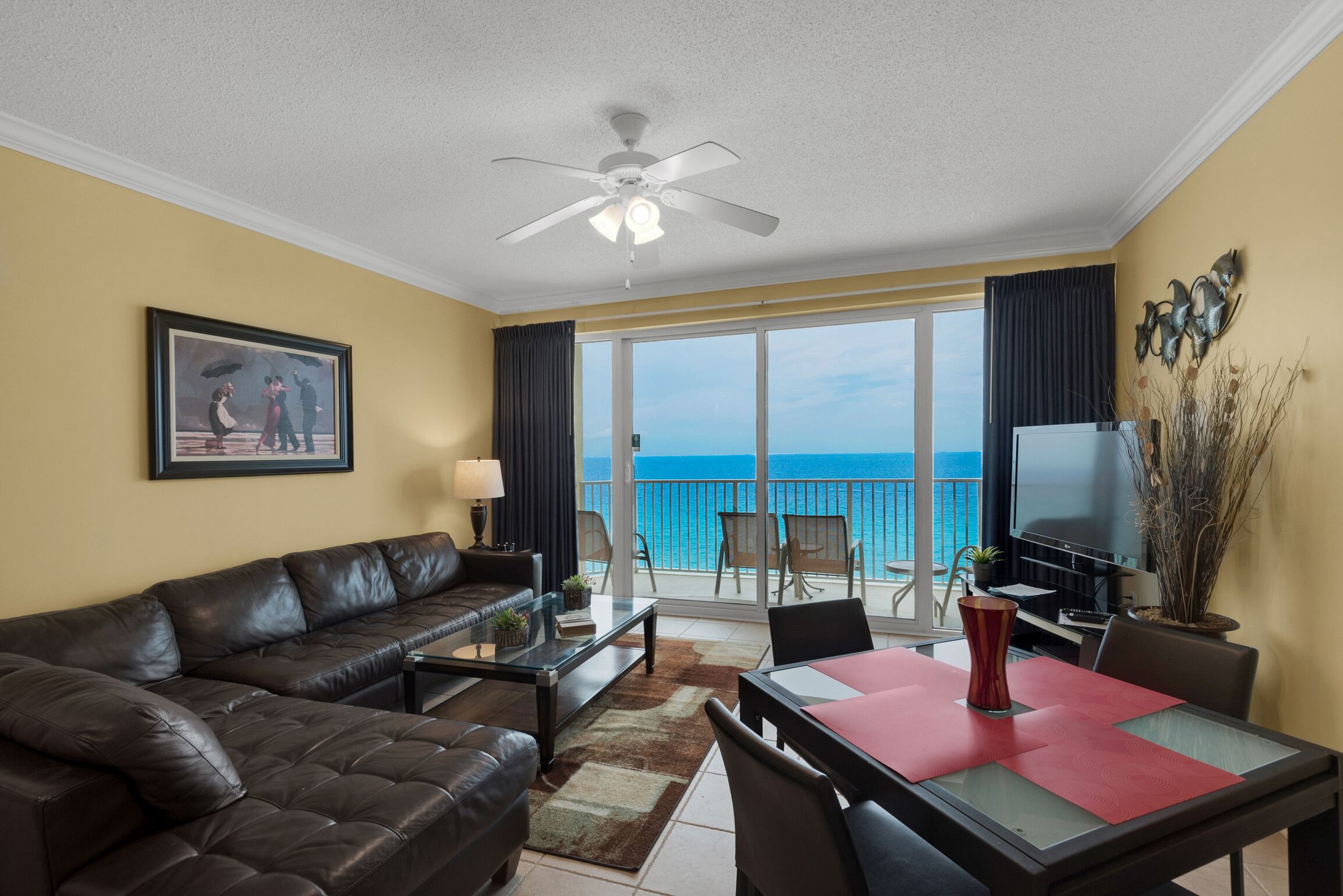 🌴Tiki Bar ~ Beach FRONT ~ Pool ~ Hot Tub ~ 1BR+Bunks Boardwalk 1405