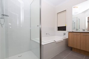 Casa (4 Bedrooms) | Banheiro | Toalhas de banho 