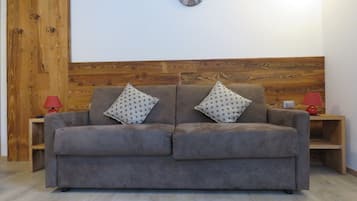 Apartment, 1 Bedroom (Caterina) | Living area