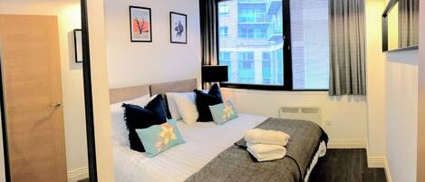 1 bedroom, iron/ironing board, free WiFi