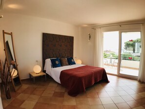 3 Schlafzimmer, Zimmersafe, Bügeleisen/Bügelbrett, WLAN
