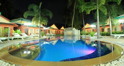 Best Budget Hotel in Bang Tao Beach, 100 Meters Away from the Beach.