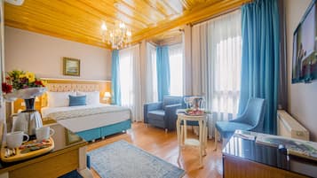 Superior Triple Room, Non Smoking | Egyptian cotton sheets, premium bedding, minibar, in-room safe