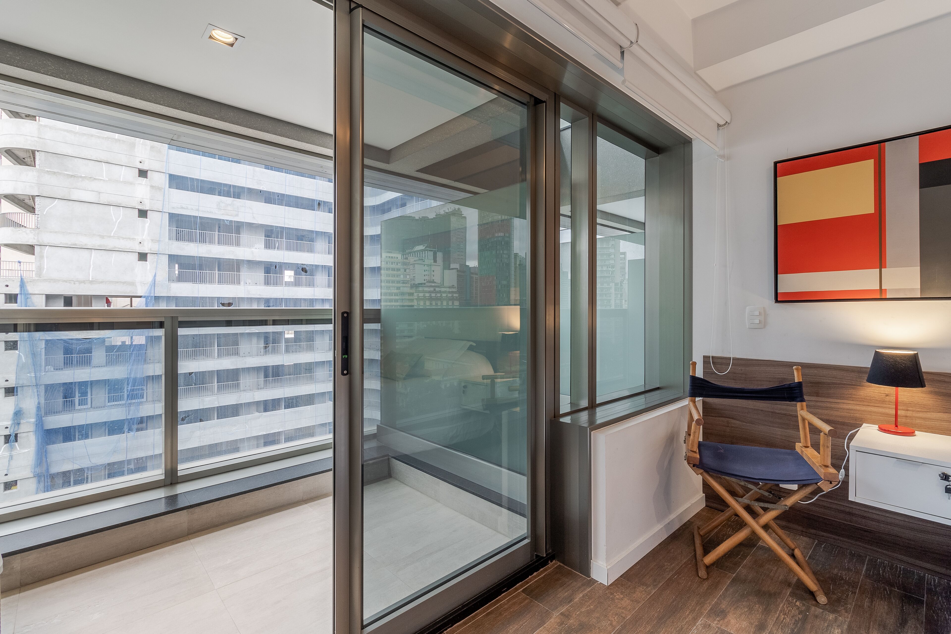 都會開放式套房 | 低過敏寢具、獨特裝潢、布置獨特、書桌