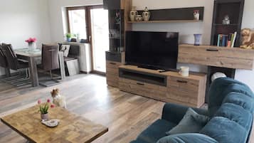 TV, books